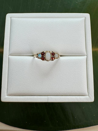 Vintage 9k Garnet & Opal Ring