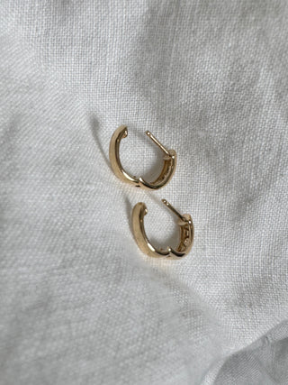 14k Gold Diamond Starburst Huggies