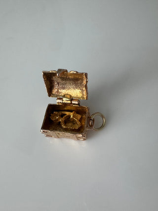 Vintage 9k Solid Gold Articulated Treasure Chest Pendant with British Hallmarks