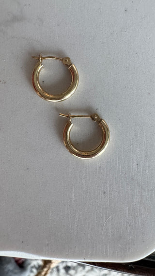 14k Gold Huggie Earrings